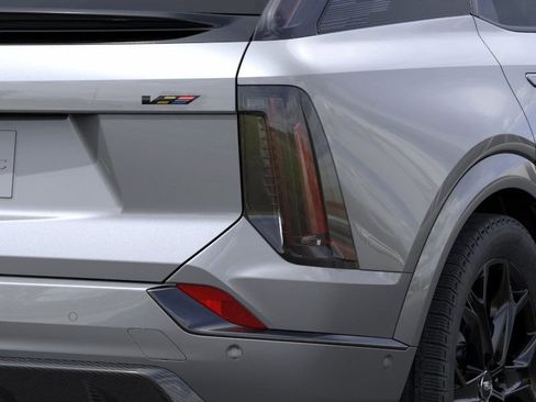 New 2026 Cadillac Optiq V w/ Carbon Fiber Package AWD/4WD image 11