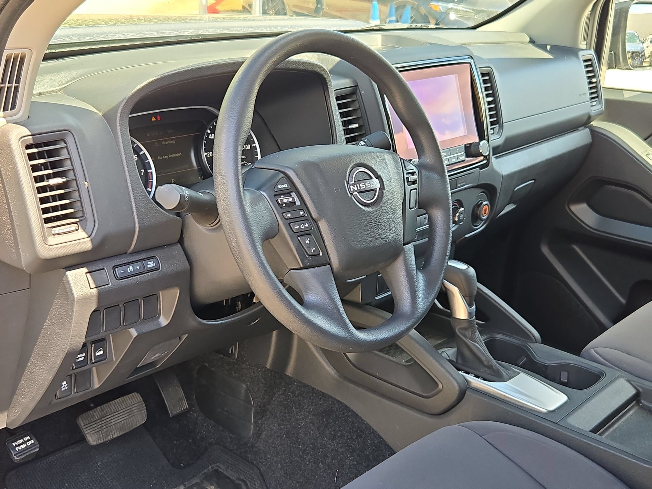Used 2024 Nissan Frontier S w/ Tow Package AWD/4WD image 12