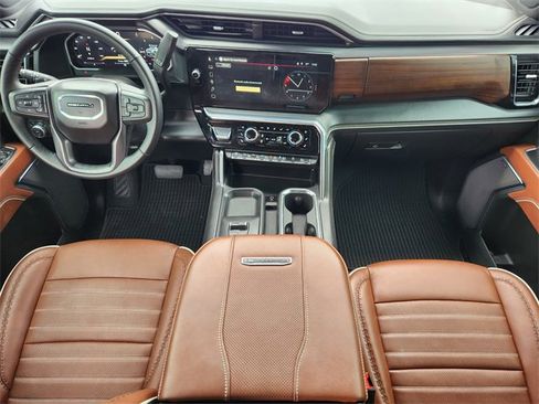 Used 2026 GMC Sierra 2500 Denali Ultimate image 19