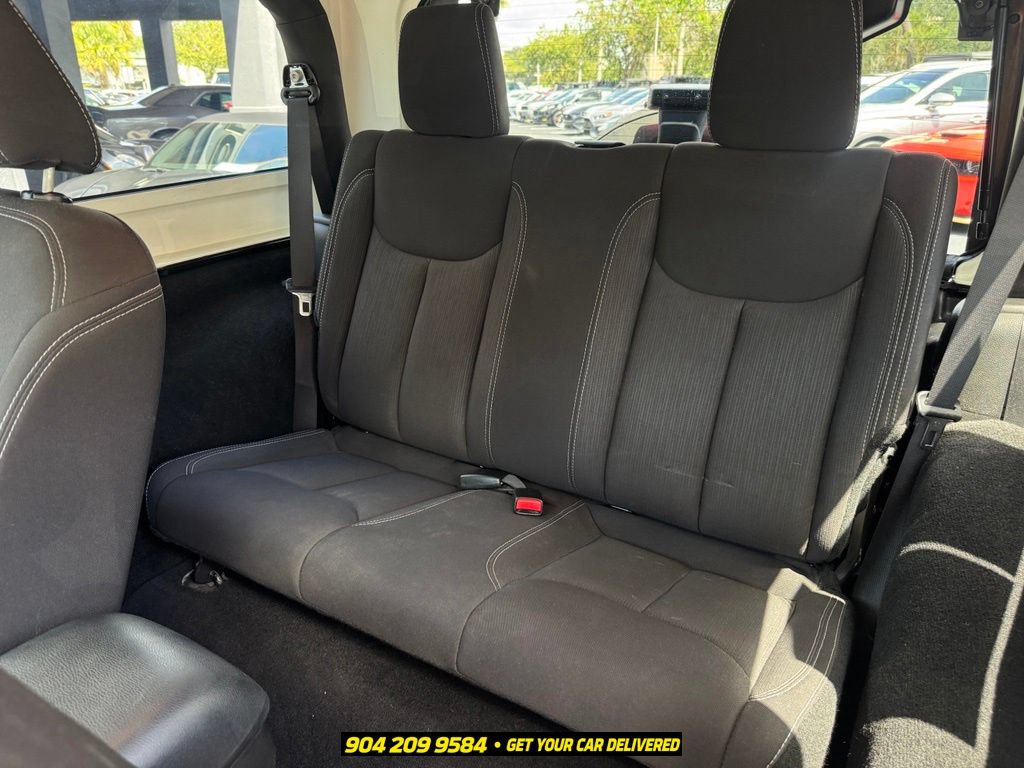Used 2013 Jeep Wrangler Sahara w/ Connectivity Group AWD/4WD image 24