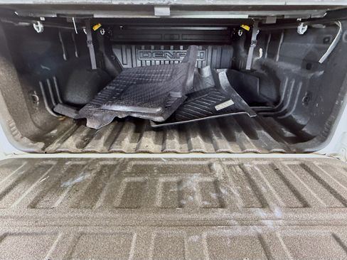 Used 2018 GMC Canyon Denali image 34