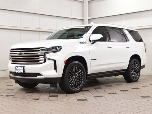Used 2023 Chevrolet Tahoe High Country AWD/4WD image 3