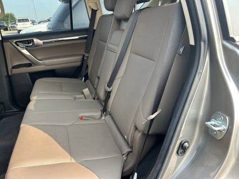 Used 2021 Lexus GX 460 Premium w/ Premium Package AWD/4WD image 6