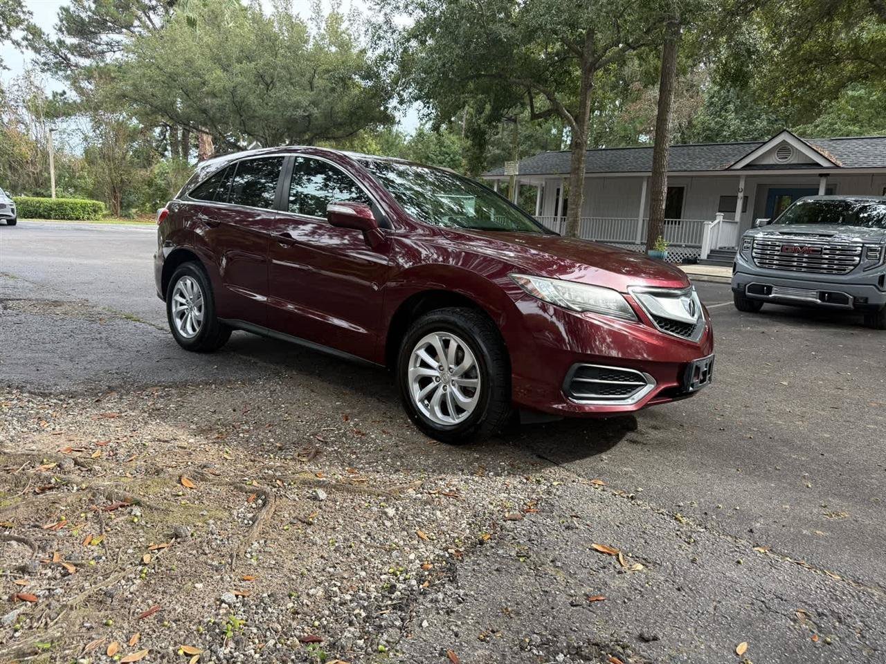 Used 2017 Acura RDX w/ Tech & AcuraWatch Plus Pack FWD image 3