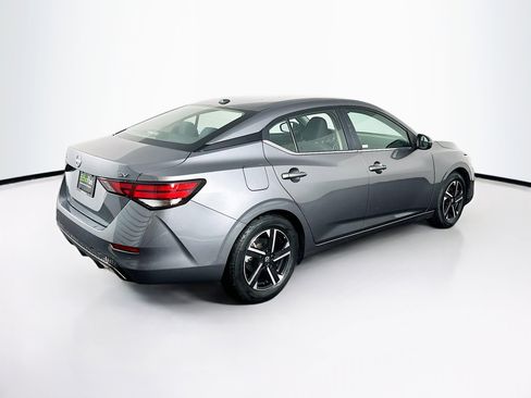 Used 2024 Nissan Sentra SV image 9