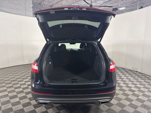 Used 2018 Lincoln MKX Reserve w/ Lincoln MKX Climate Package image 11