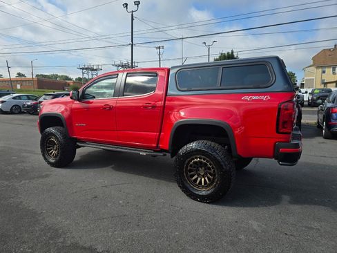 Used 2019 Chevrolet Colorado LT w/ LT Convenience Package AWD/4WD image 4