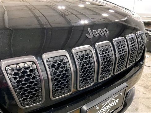 Used 2021 Jeep Cherokee Latitude Lux 80th Anniv w/ Quick Order Package 26U 80TH image 28