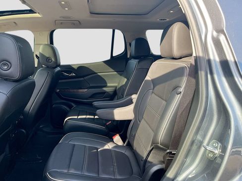 Used 2021 GMC Acadia Denali w/ Denali Technology Package FWD image 26