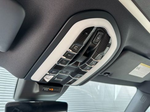 Used 2026 Porsche Macan S image 35