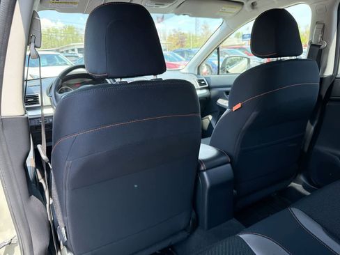 Used 2017 Subaru Crosstrek 2.0i Premium AWD/4WD image 19