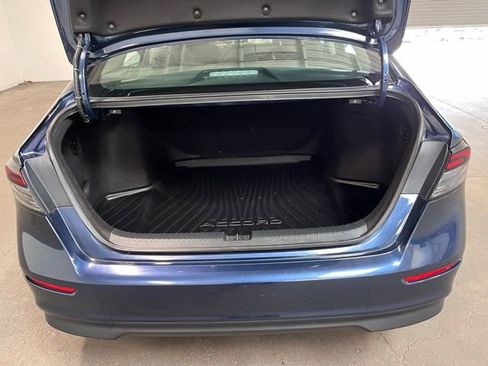 Used 2024 Honda Accord EX image 16