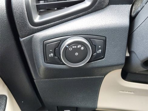 Used 2021 Ford EcoSport S image 23