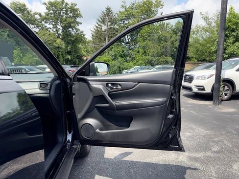 Used 2019 Nissan Rogue S w/ Special Edition Package AWD/4WD image 21