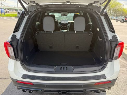 New 2026 Ford Explorer ST w/ Sun And Sound Package AWD/4WD image 23