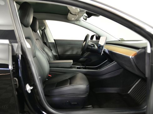 Used 2020 Tesla Model 3 Performance image 17