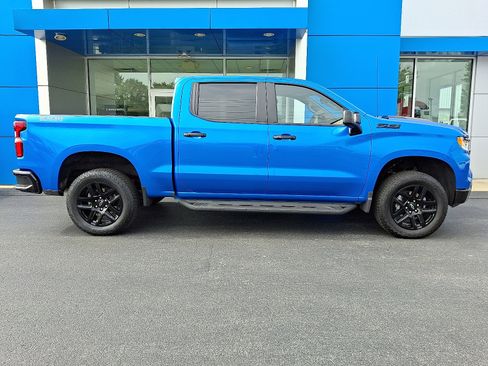 Used 2025 Chevrolet Silverado 1500 LT Trail Boss w/ LT Trail Boss Premium Package image 7