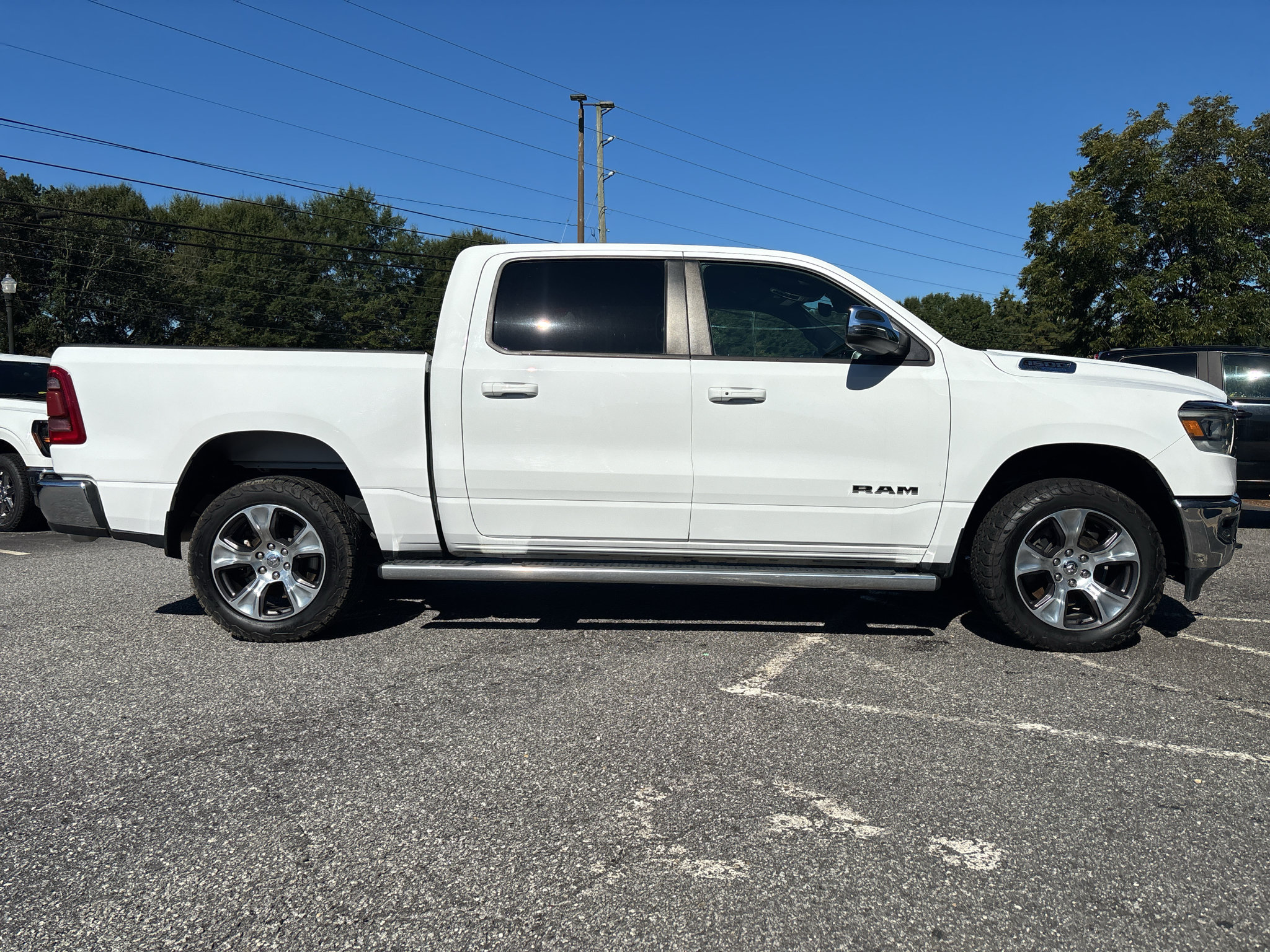 Used 2023 RAM 1500 Laramie AWD/4WD image 4