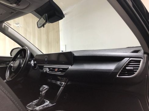 New 2025 Kia Seltos EX image 18