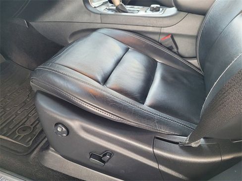 Certified 2016 Jeep Grand Cherokee Limited image 16