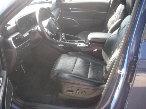 Used 2023 Kia Telluride SX Prestige X-Line AWD/4WD image 13