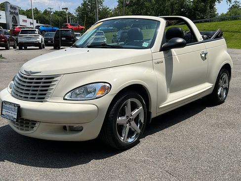 Used 2005 Chrysler PT Cruiser GT image 7