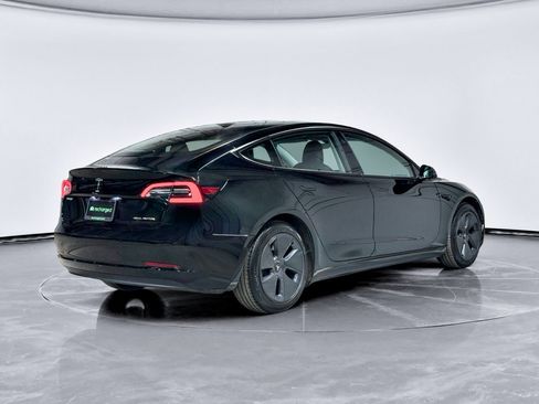 Used 2022 Tesla Model 3 Long Range image 3