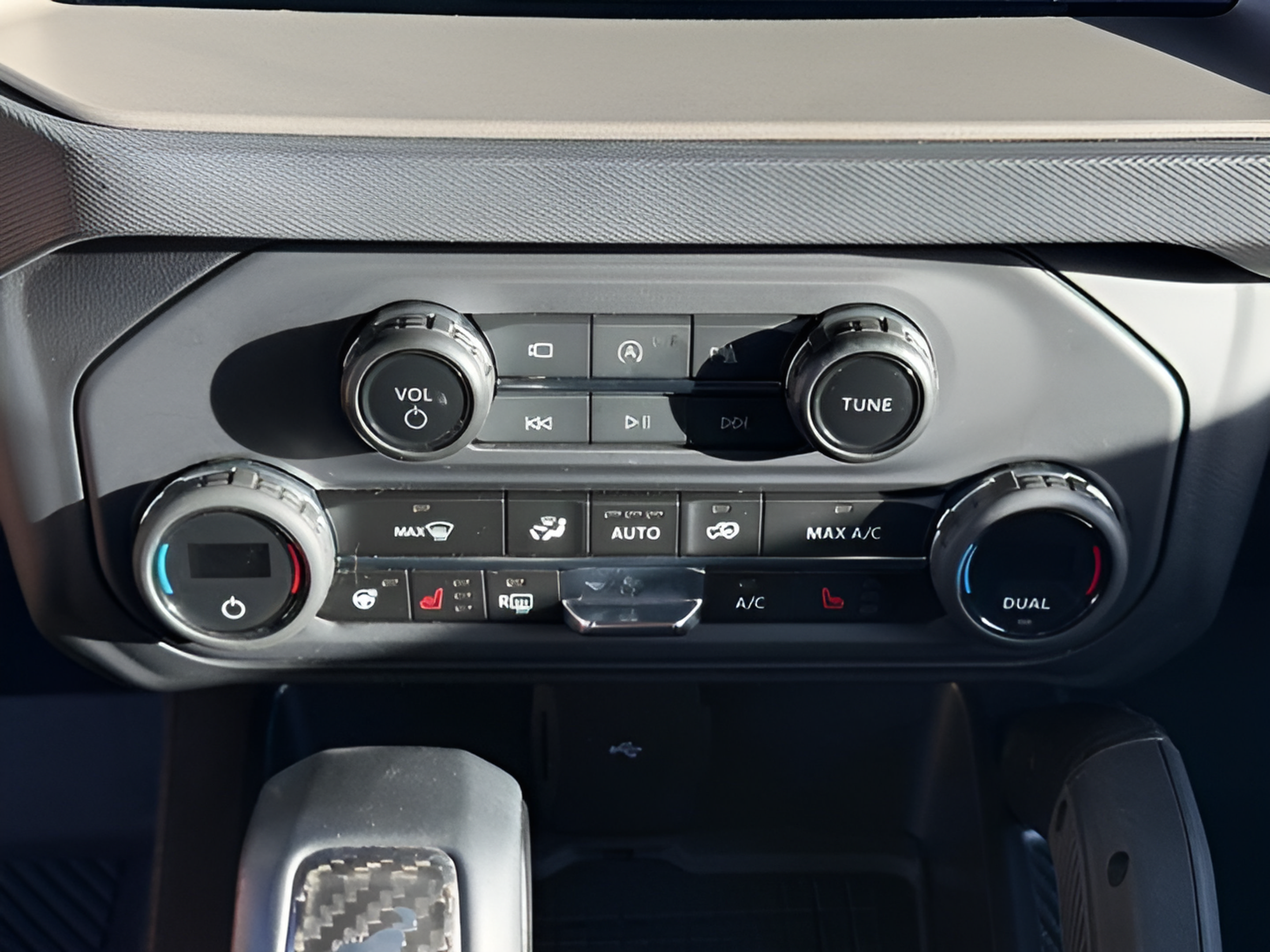 Used 2024 Ford Bronco Raptor w/ Interior Carbon Fiber Pack 6 AWD/4WD image 25