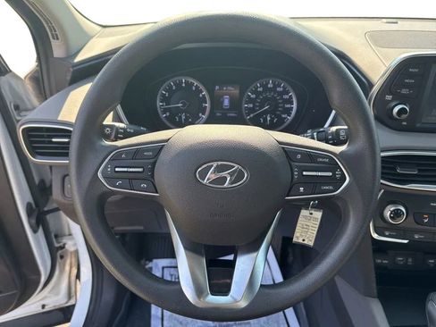 Used 2019 Hyundai Santa Fe SE image 15