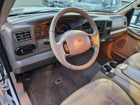 Used 2001 Ford Excursion Limited image 14