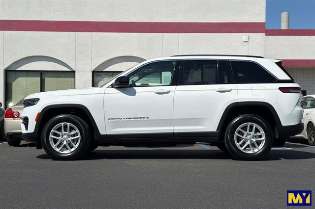 Used 2024 Jeep Grand Cherokee Laredo X RWD image 7