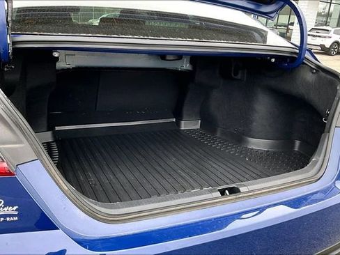 Used 2025 Toyota Camry LE image 29