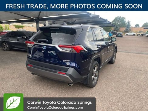 Used 2020 Toyota RAV4 Limited AWD/4WD image 9