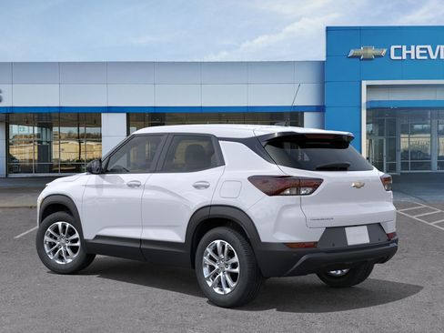New 2026 Chevrolet TrailBlazer LS w/ LS Confidence Package FWD image 3