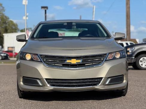 Used 2014 Chevrolet Impala LT w/ Convenience Package image 3