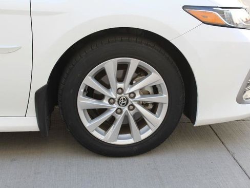 Used 2024 Toyota Camry LE FWD image 37