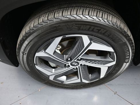 Certified 2022 Hyundai Tucson Limited image 14