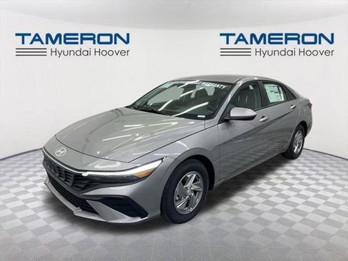 New 2026 Hyundai Elantra SE w/ Cargo Package image 1