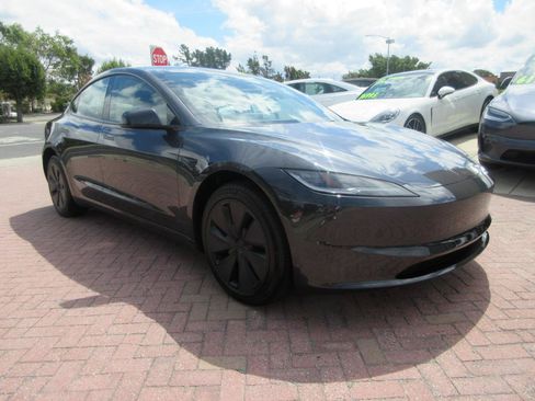 Used 2024 Tesla Model 3 RWD image 59