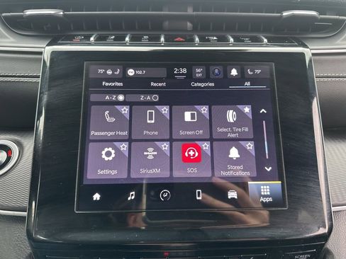 Used 2024 Jeep Grand Cherokee L Laredo image 36