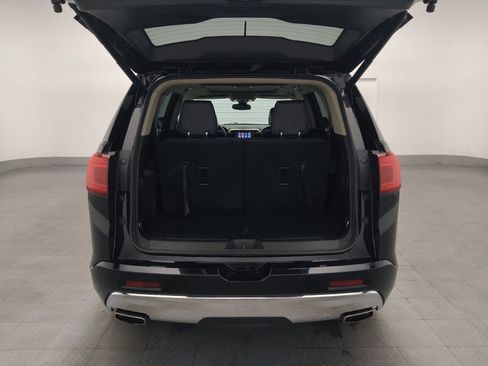 Used 2017 GMC Acadia Denali w/ Technology Package FWD image 29