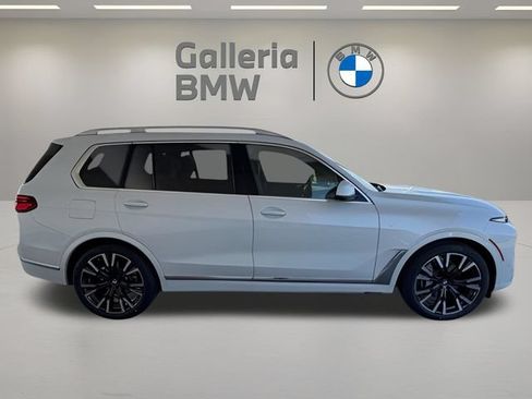 Used 2026 BMW X7 xDrive40i w/ Premium Package AWD/4WD image 6