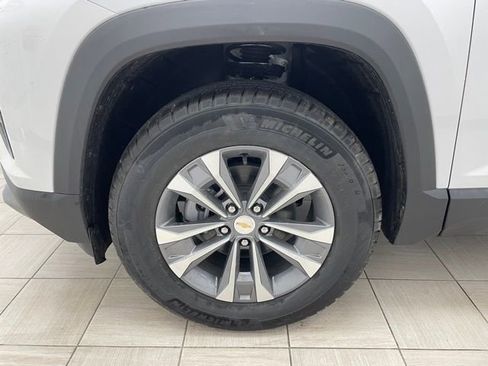 New 2026 Chevrolet Equinox LT w/ Convenience Package II image 7