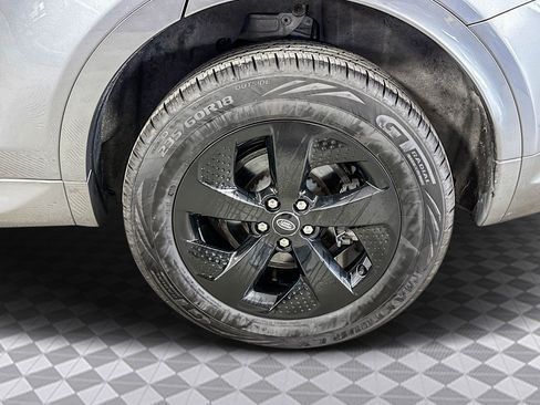 Used 2023 Land Rover Discovery Sport S R-Dynamic image 31