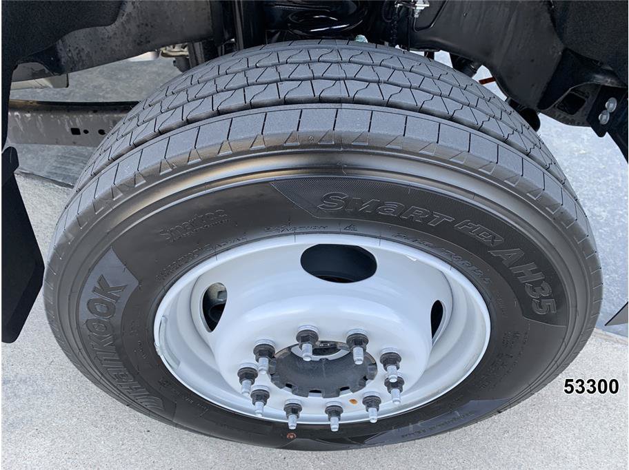 Used 2025 Ford F600 4x4 Regular Cab Super Duty image 17