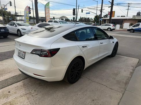 Used 2021 Tesla Model 3 Standard Range Plus RWD image 11