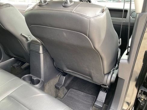 Used 2015 Jeep Patriot High Altitude AWD/4WD image 32