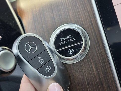 Certified 2024 Mercedes-Benz GLC 300 4MATIC image 19