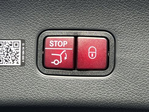 New 2026 Mercedes-Benz GLC 300 4MATIC image 25