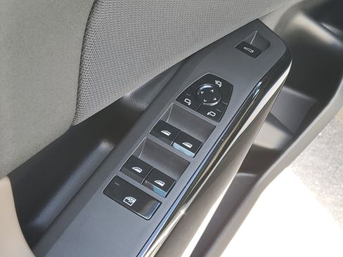 New 2026 BMW X3 xDrive30 w/ Premium Package image 6